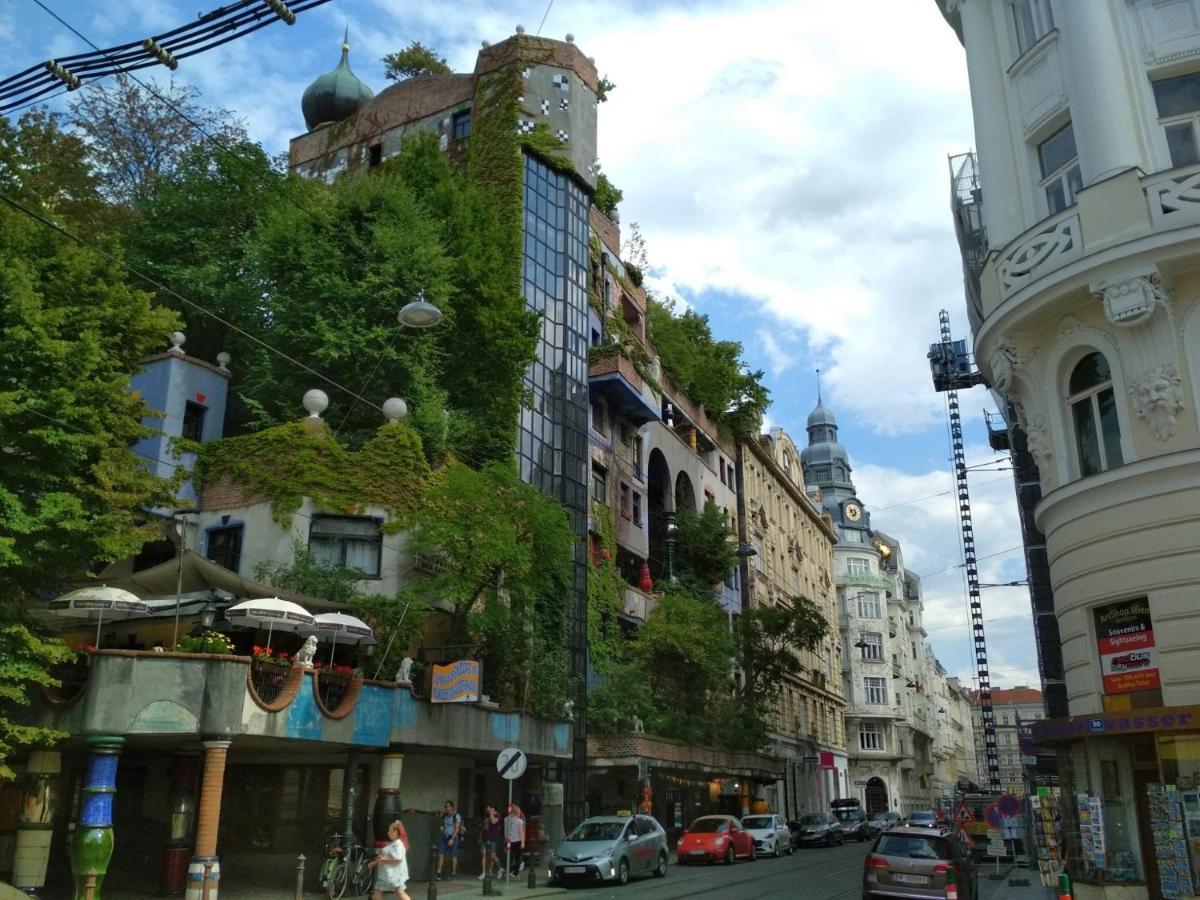 Center ! 3 Stops Away From The Center Of Vienna! Exterior photo